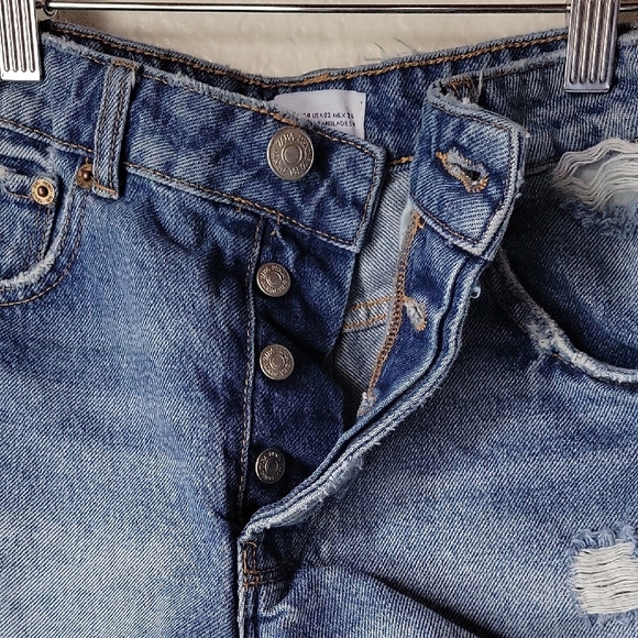 Zara Blue Distressed Jean Shorts Size 2 - Picture 4 of 7